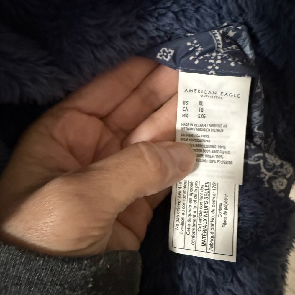 American Eagle coat Puffer Jacket Blue Floral Patchwork‎ reversible XL AEO boho - Picture 8 of 10